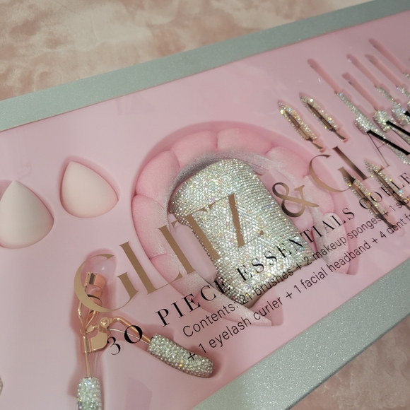 Heartstopper Makeup Heartstopper Pink Rhinestonemakeup Brush Set